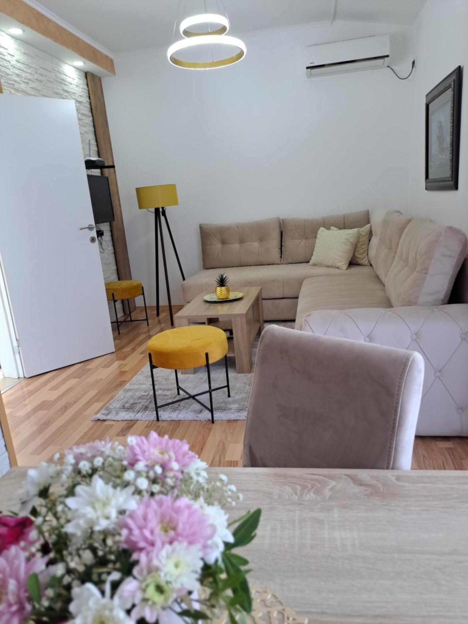 Apartments Pepdjonovic ウルツィニ エクステリア 写真