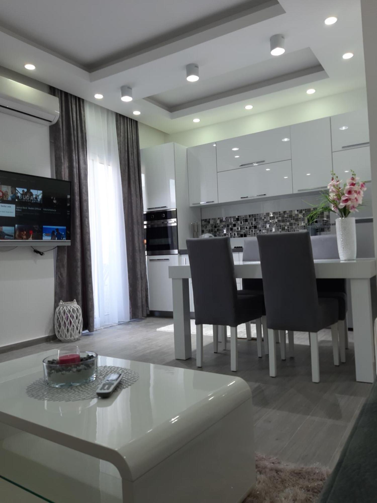 Apartments Pepdjonovic ウルツィニ エクステリア 写真