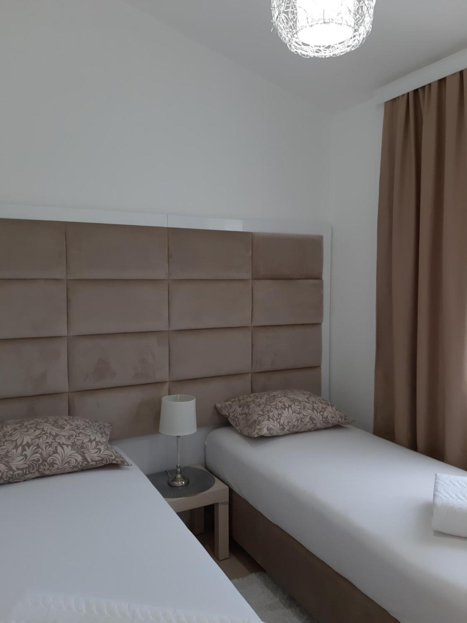 Apartments Pepdjonovic ウルツィニ エクステリア 写真