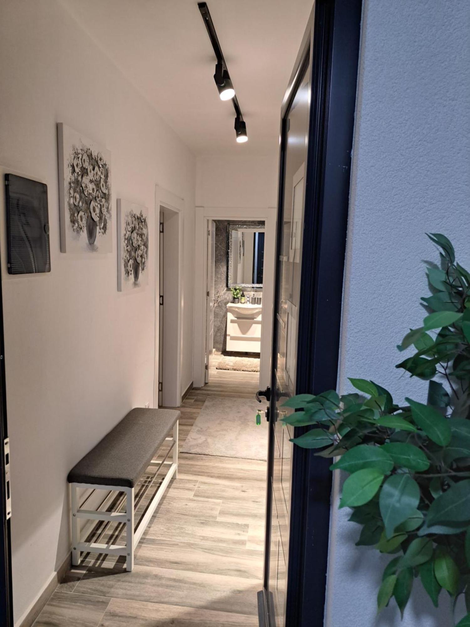 Apartments Pepdjonovic ウルツィニ エクステリア 写真